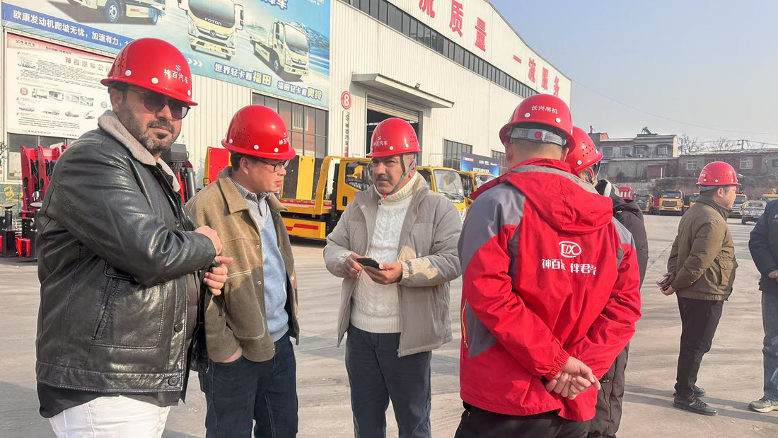 International Customers Visit Shenbai to Inspect Special Vehicles and Crane Trucks
